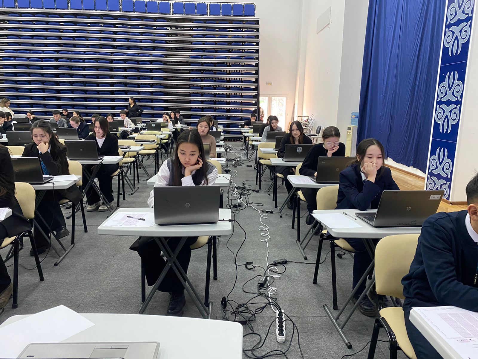 «Ертіс дарыны» ӨҚББОӘО 2023 жылғы 14 желтоқсанда республиканың барлық өңірлерінде бір мезгілде республикалық ғылыми жобалар конкурсының (тестілеу) облыстық кезеңінің екінші кезеңiнiң қорытындысы