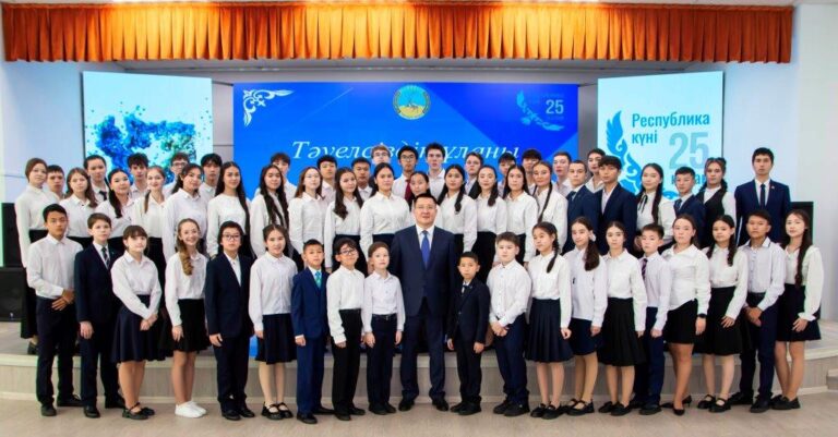 Бүгін Павлодар облысының әкімі Асайын Байханов «Тәуелсіздік ұланы» сыйлығының иегерлерін марапаттады