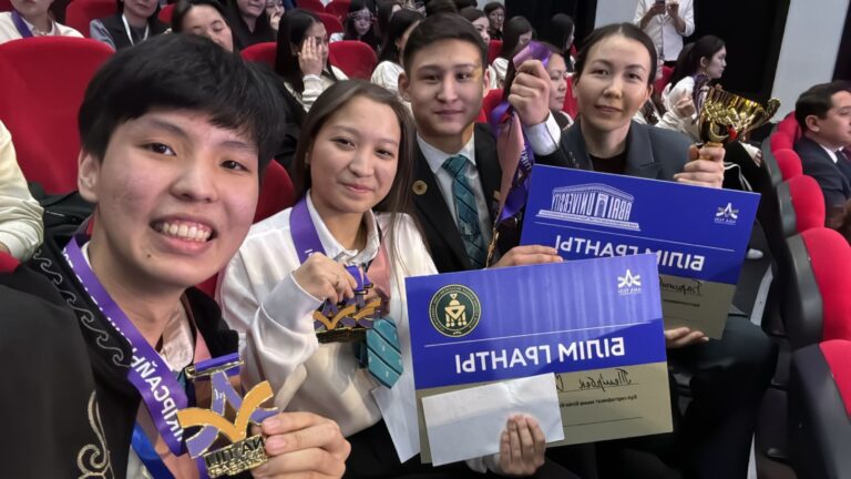 Республиканская интеллектуальная олимпиада по казахскому языку «Ана тілі» прошла успешно